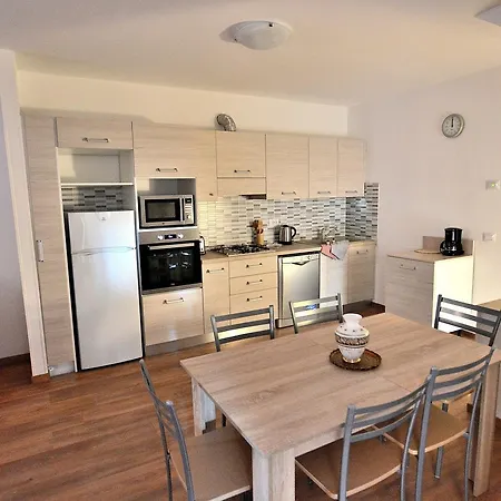 Apartman Del Pescatore *